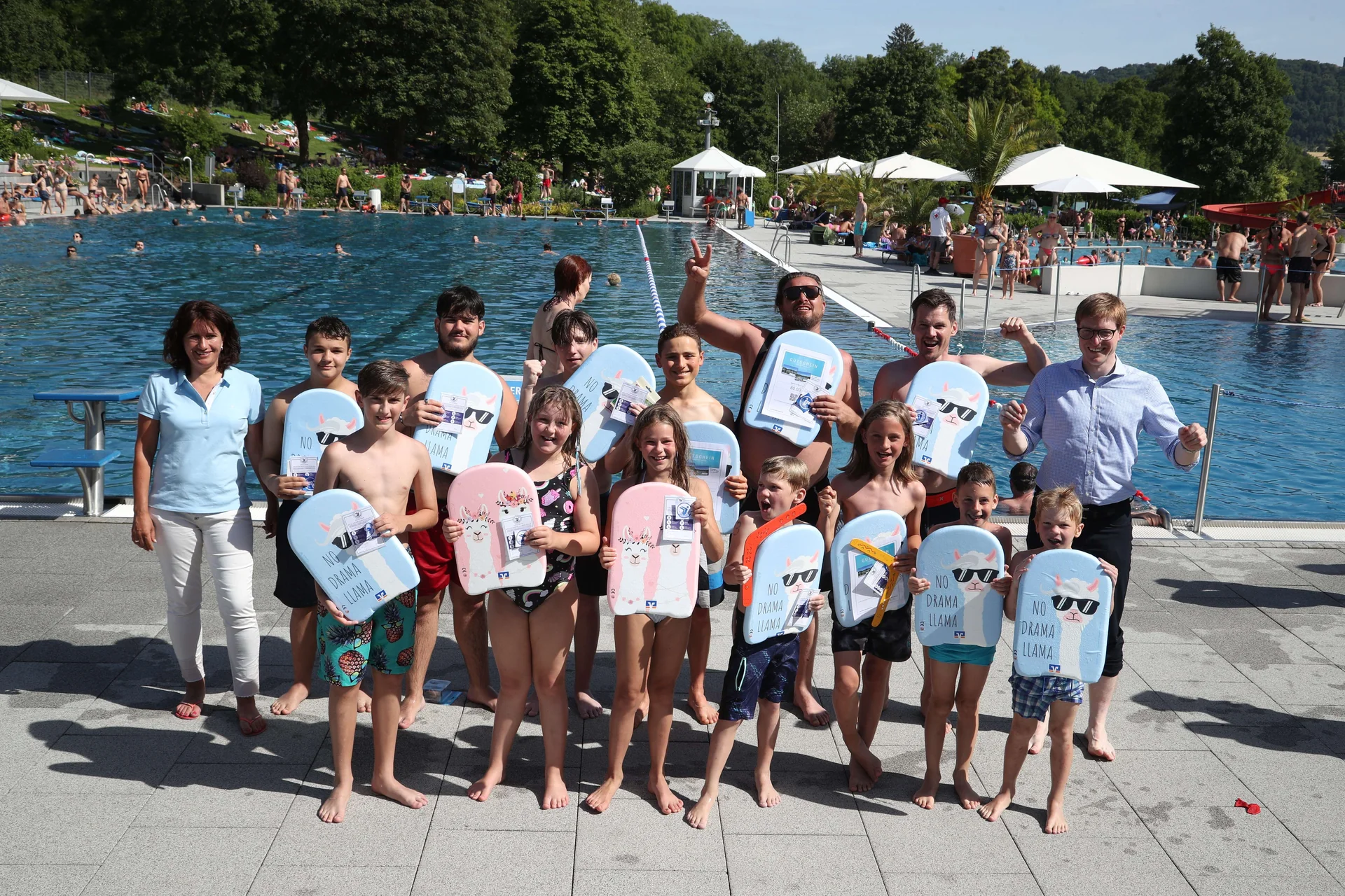 Arschbomben-Meisterschaft im Freibad Oberes Bottwartal