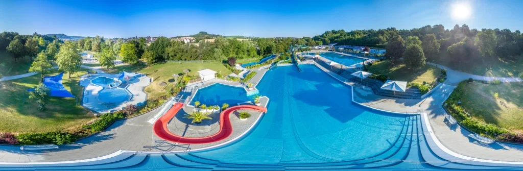 360° · Das Freibad entdecken